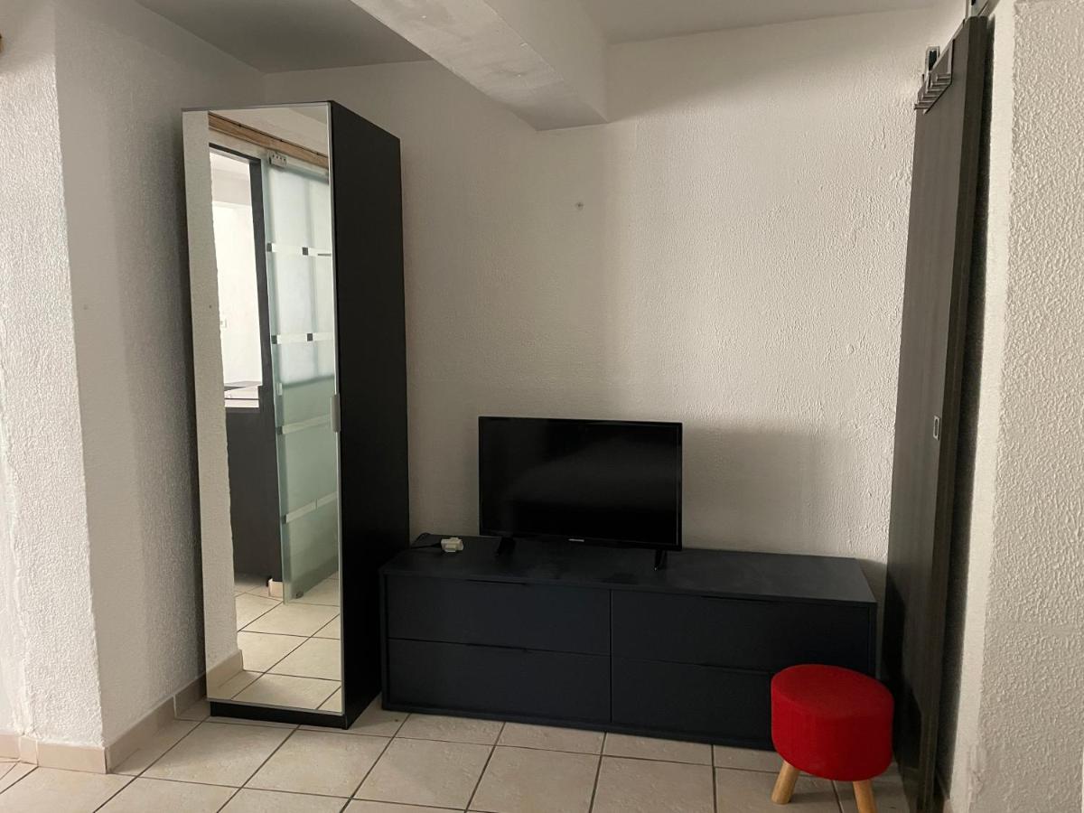 Studio Climatise Proche De Montpellier Et Des Plages Вилньов-ле-Магелон Екстериор снимка